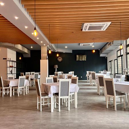 Hotel Nur โมสตาร์ ภายนอก รูปภาพ