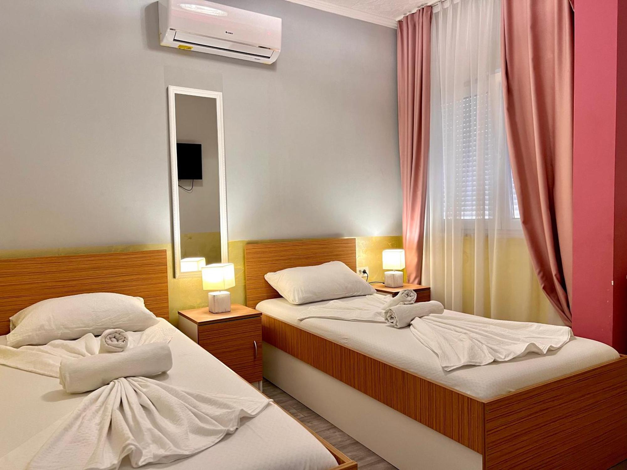 Hotel Nur โมสตาร์ ภายนอก รูปภาพ