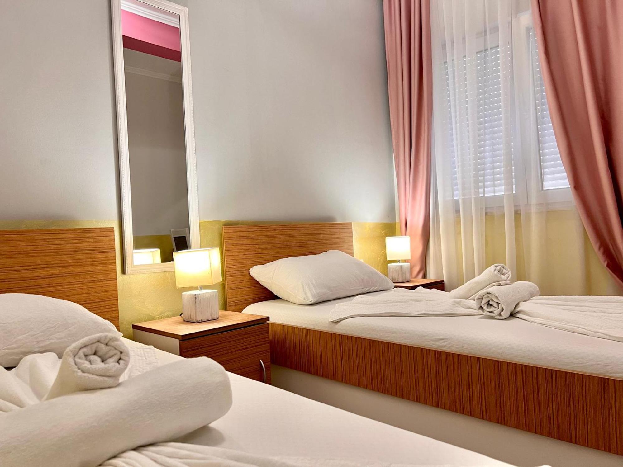 Hotel Nur โมสตาร์ ภายนอก รูปภาพ