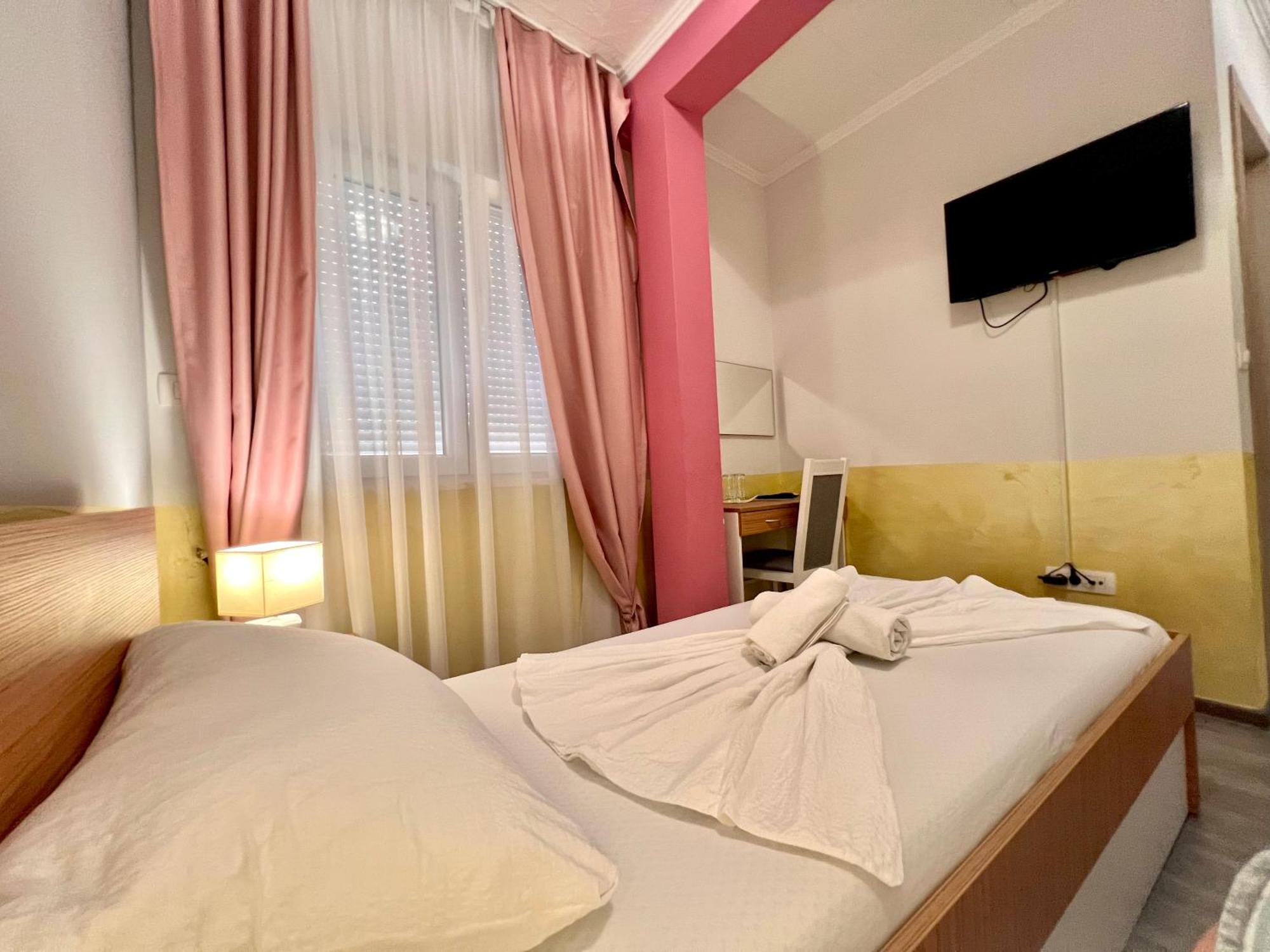 Hotel Nur โมสตาร์ ภายนอก รูปภาพ